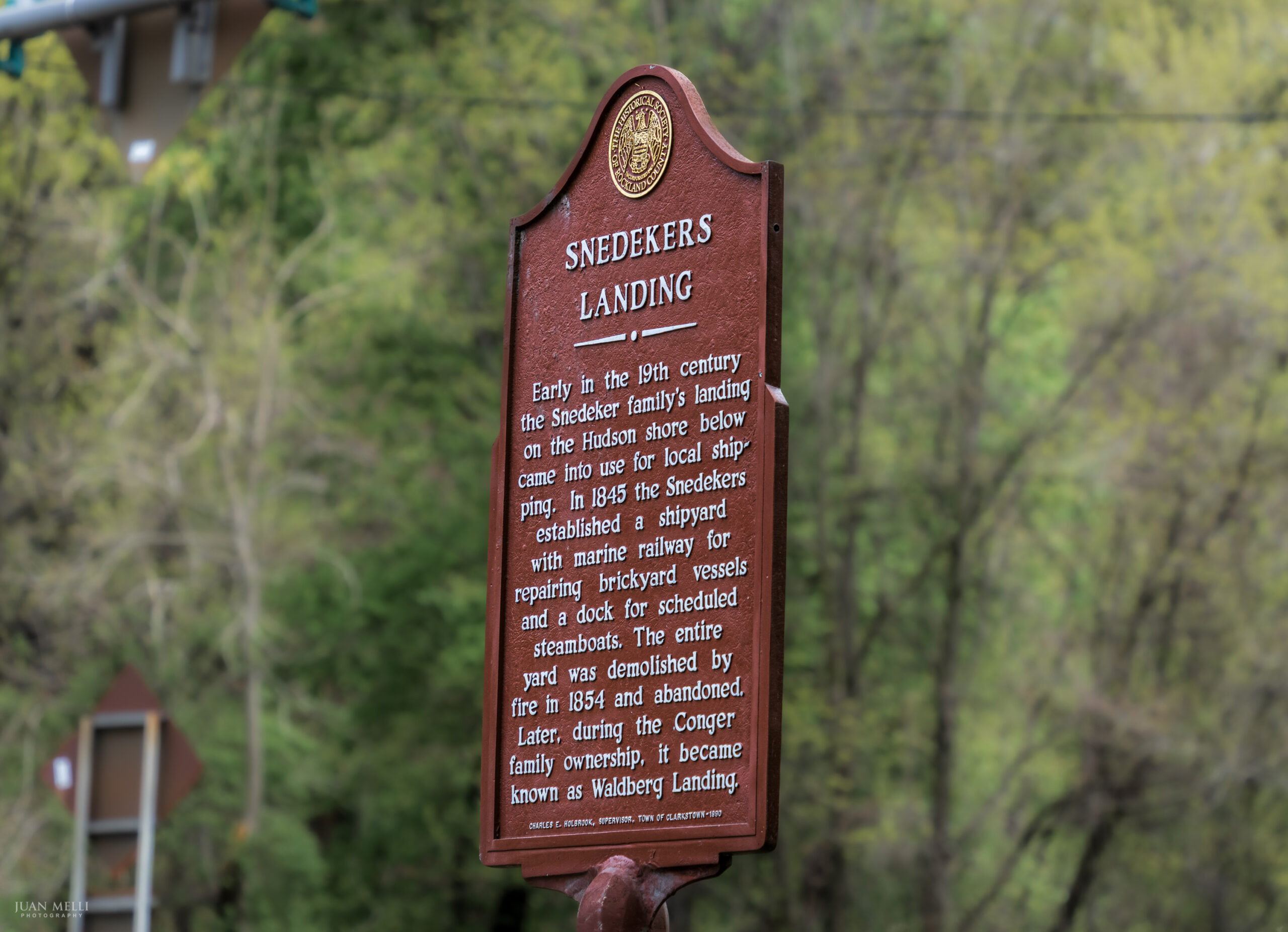 Snedekers Landing Marker