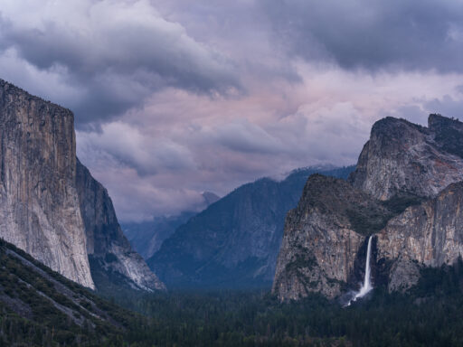 Tunnel View